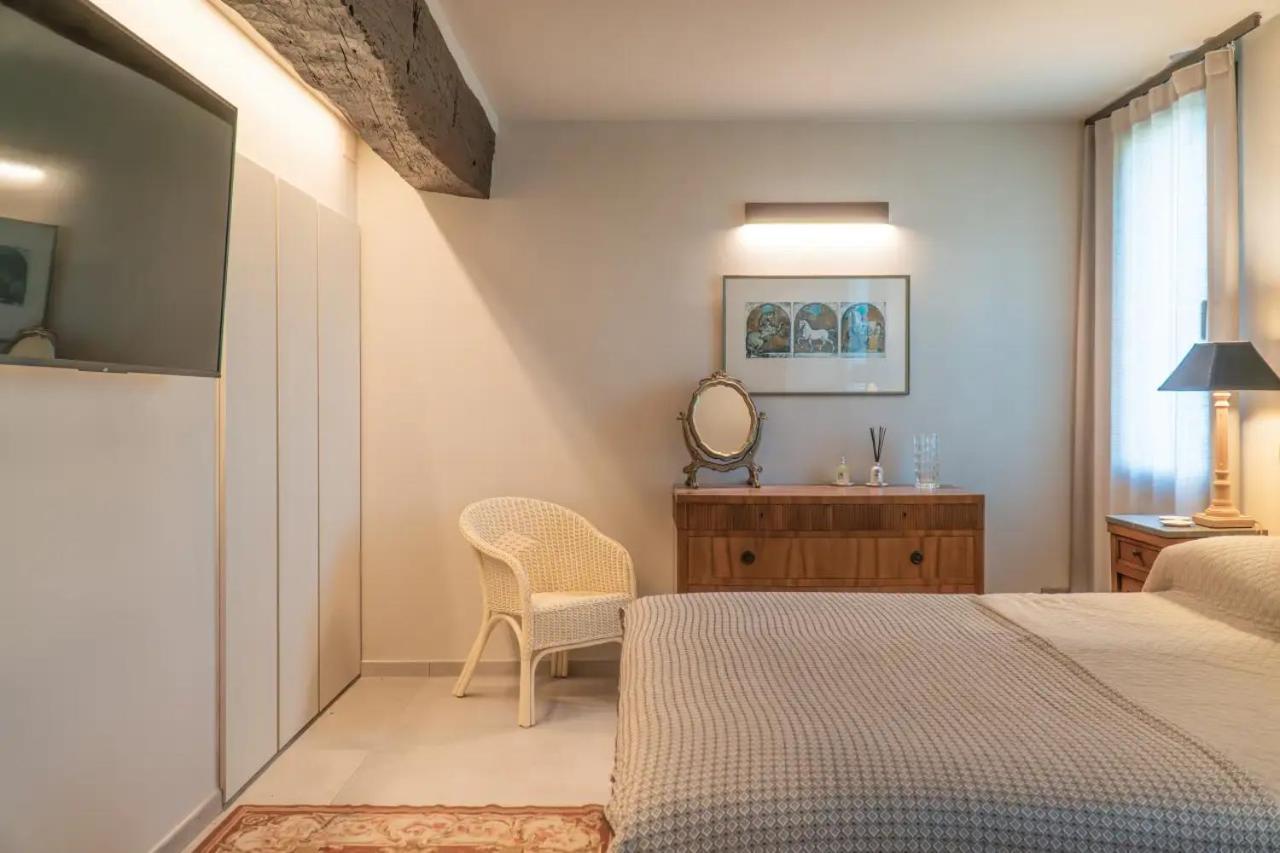 Casale Gambini Apartment Quattro Castella Bagian luar foto