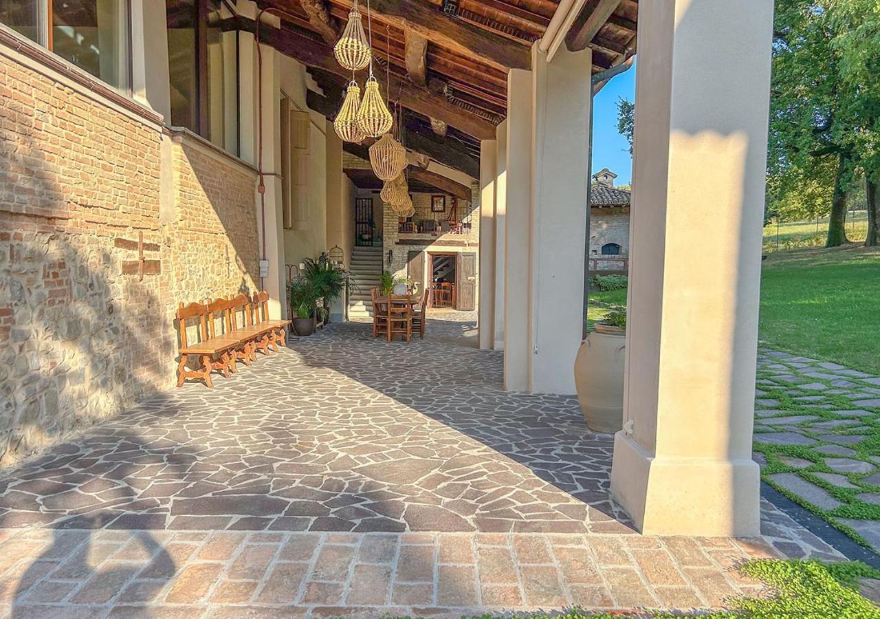 Casale Gambini Apartment Quattro Castella Bagian luar foto